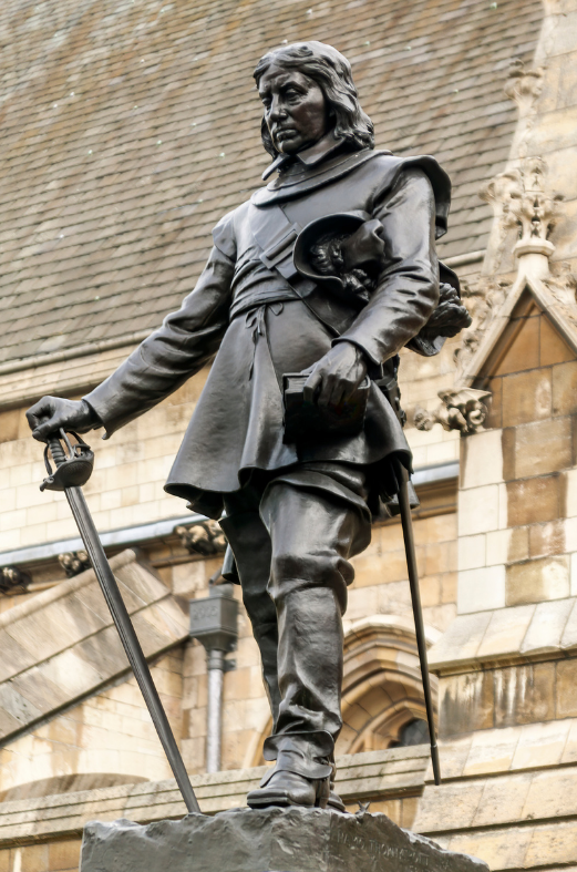 Oliver Cromwell Statue
